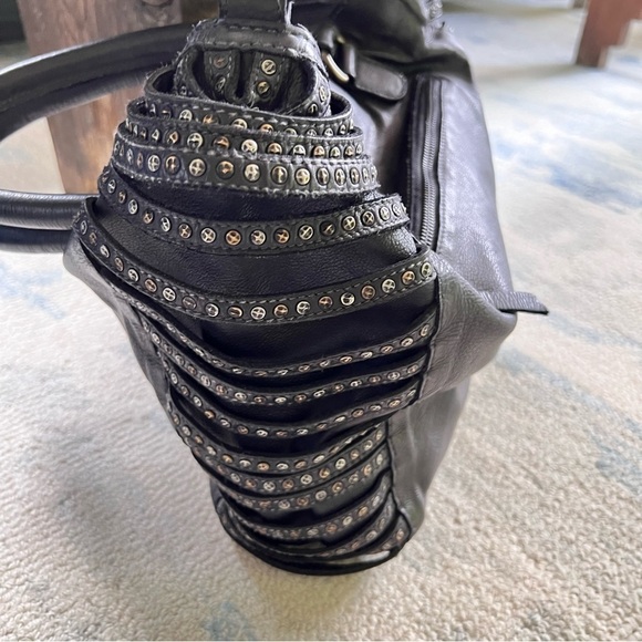 AMSTERDAM HERITAGE EDGY BLACK LEATHER STUDDED CONVERTIBLE BAG EUC - Picture 5 of 11